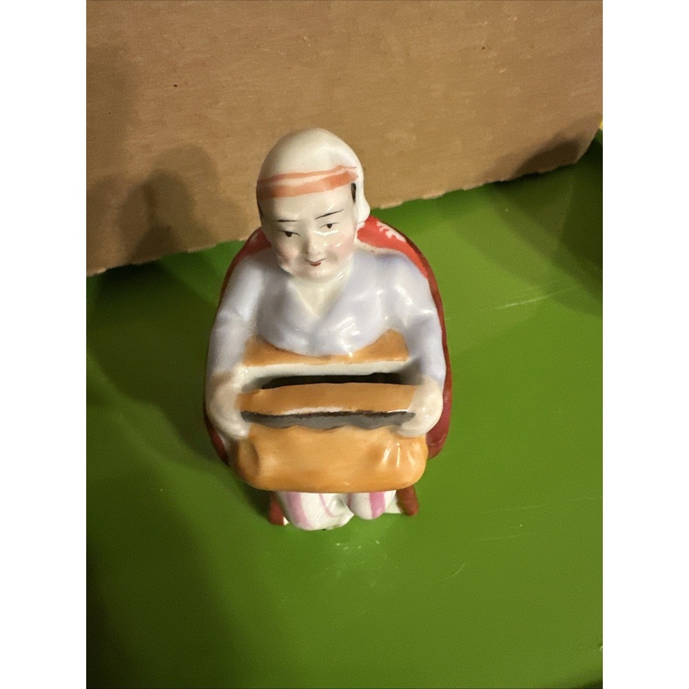 vintage porcelain figurine incense/toothpick‎ holder made in Occupied Japan. - Picture 2 of 8